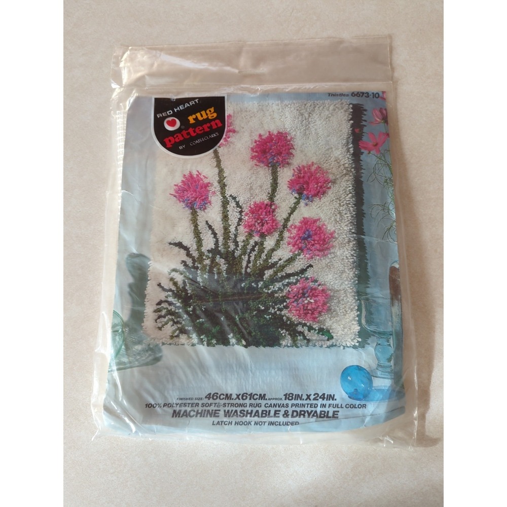 New Vintage Red Heart Rug/Pillow Pattern  6673-10 Sealed Thistles Floral 18 X 24